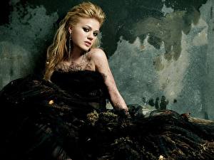 Picture Kelly Clarkson