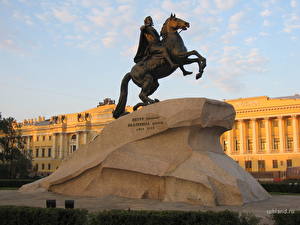 Bakgrundsbilder på skrivbordet Skulptur Sankt Petersburg Städer