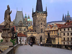 Bureaubladachtergronden Beroemde gebouwen Huizen Tsjechië Steden