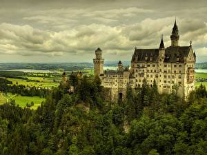 Desktop hintergrundbilder Burg Deutschland Schloss Neuschwanstein Städte
