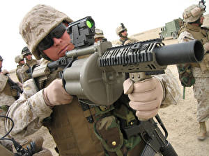 Wallpaper Soldiers Grenade launcher